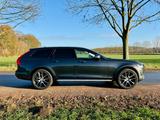 Volvo V90 Cross Country T5 AWD Pro Geartronic Pro - Volvo V90 Cross Country mit Anhängerkupplung