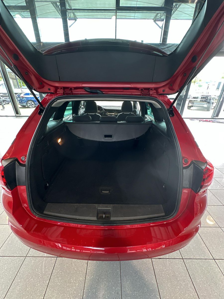 Fahrzeugabbildung Opel Astra K Design & Tech+NAVI+SHZ+USB+LED+S&S+PDC+