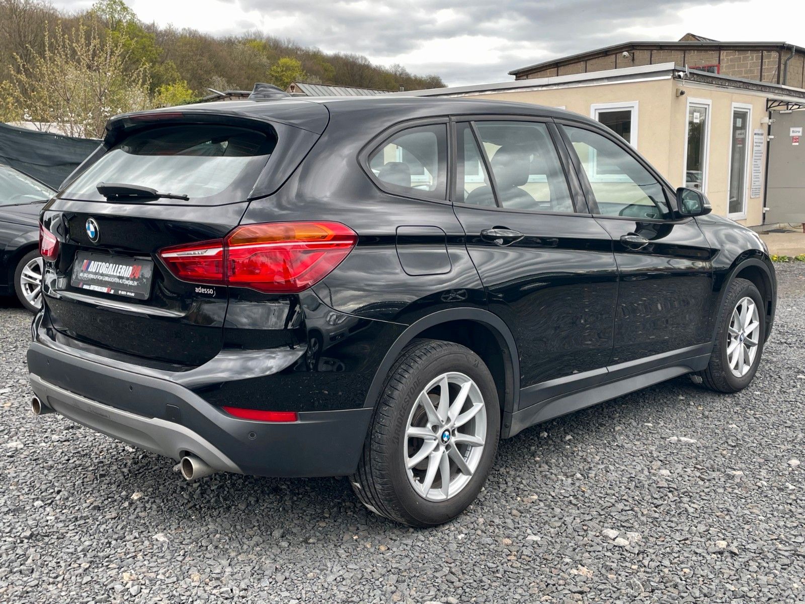 Fahrzeugabbildung BMW X1 xDrive18d Aut. Navi ACC M Kamera M SPORTLENKR