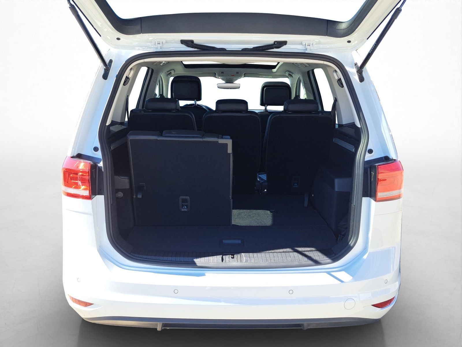 Volkswagen Touran - Bild 12