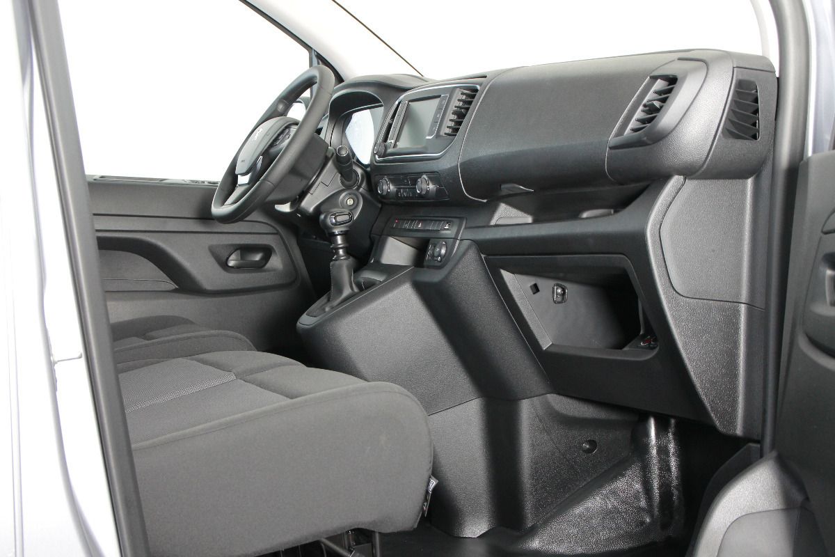 Fahrzeugabbildung Peugeot Expert Kastenwagen Standard 2.0 BlueHDi