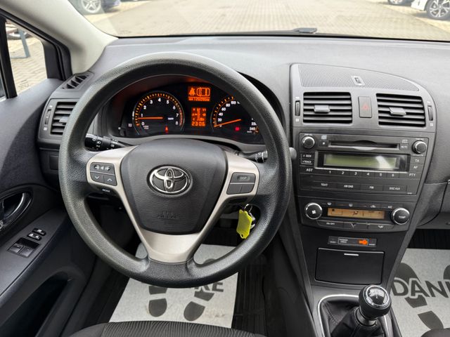 Toyota Avensis  Kombi Basis