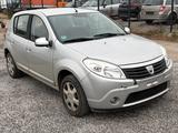 Dacia Sandero Laureate Eu5 Servo NO KLIMA - Gebrauchtwagen bis 1.500 Euro