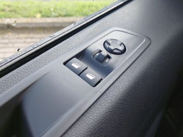 Citroën Jumpy Standard BlueHDi 145 AHK°Navi°LED°TWA°RFK