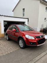 Suzuki SX4 1.6 VVT 4WD Style Style - rote Suzuki SX4