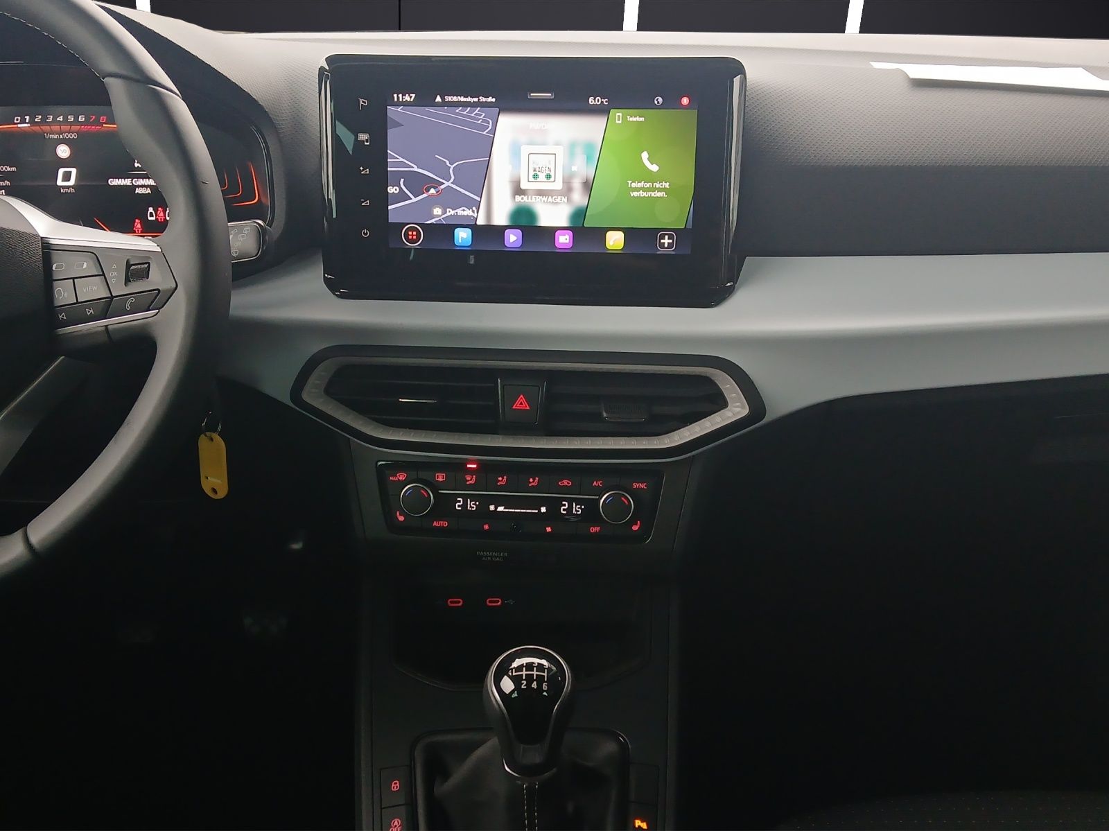 Fahrzeugabbildung SEAT Ibiza TSI Road-Edition LED Navi VC ACC  RFK SH L
