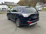 Mitsubishi Outlander 4WD/AHK/SHZG/KAMERA/TEMPO/SCHECKHEFT - gebrauchte Mitsubishi Outlander aus dem Jahr 2015