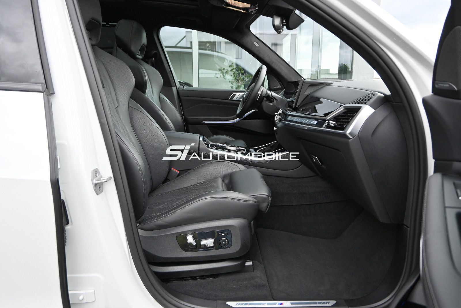 Fahrzeugabbildung BMW X5 xDr.30d M-Sport Pro °UVP 127.740€°EXKL.-PAKET