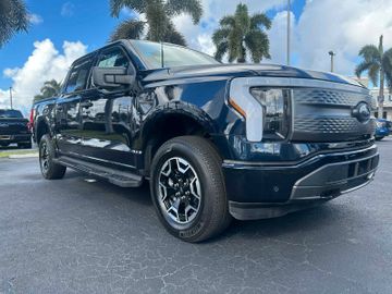 Ford F 150 Lightning SXT AWD  Elektro 2023 dunkelblau