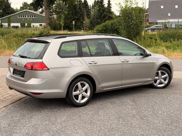 Volkswagen Golf - 3