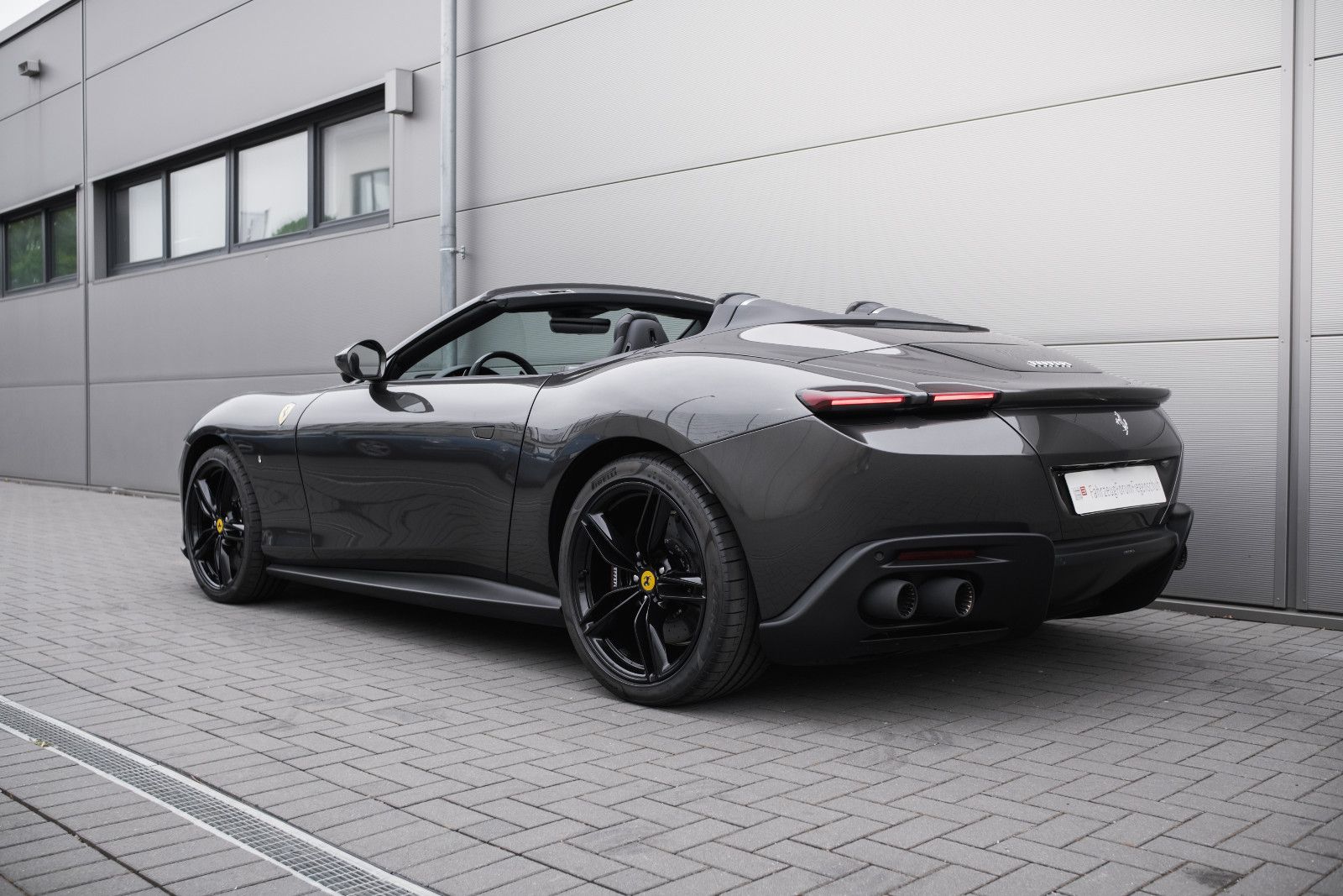 Fahrzeugabbildung Ferrari Roma Spider