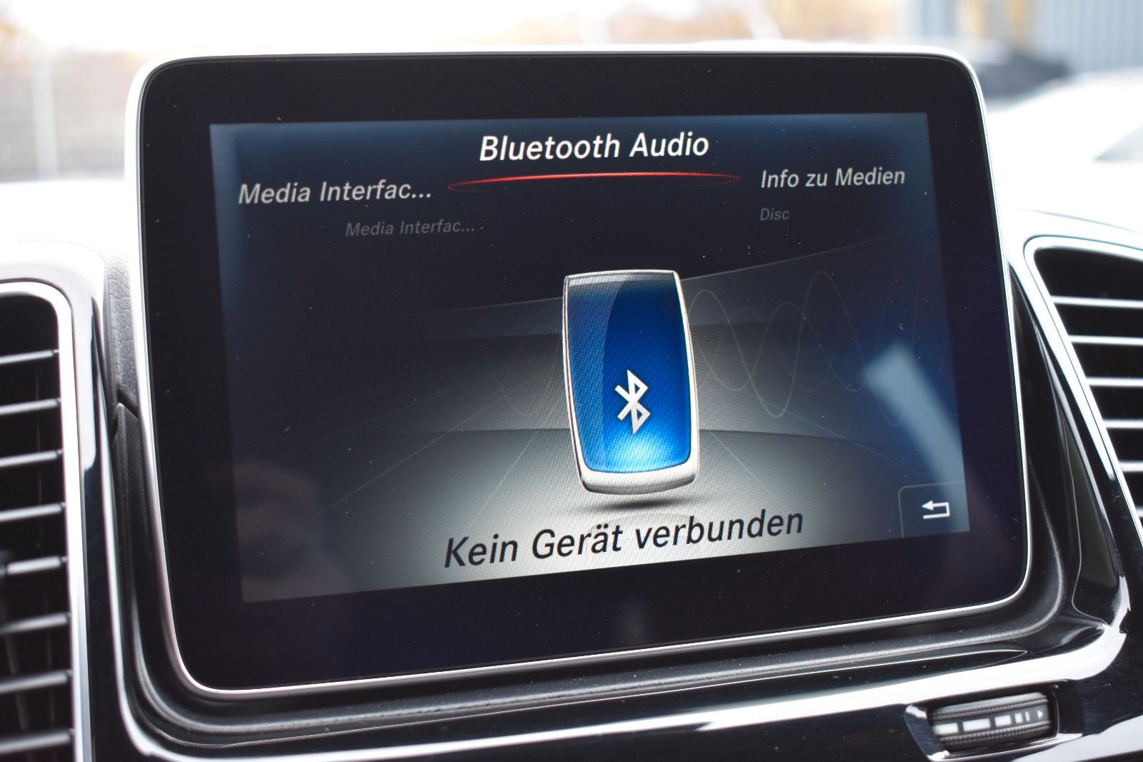 Fahrzeugabbildung Mercedes-Benz GLE 350 d 4Matic AMG line