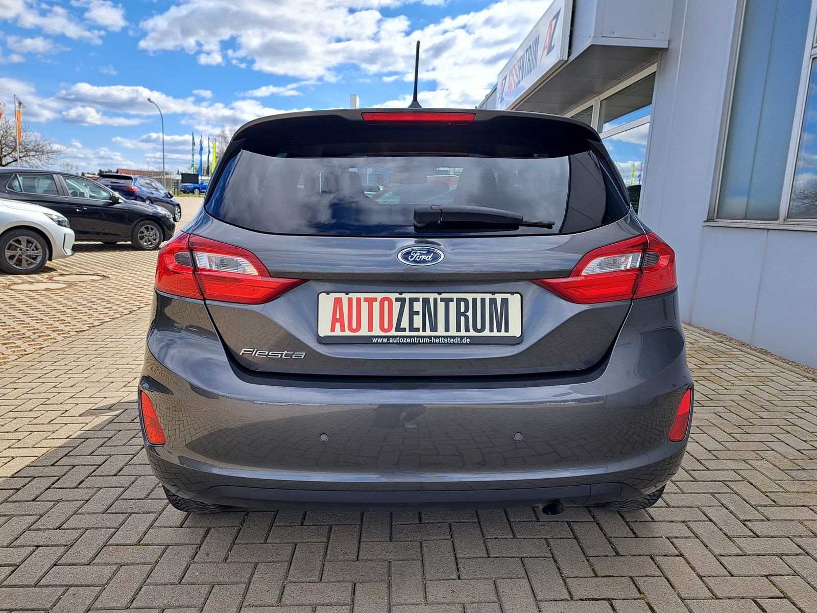 Fahrzeugabbildung Ford Fiesta 1.1 Cool & Connect APP-LINK WINTERPAKET