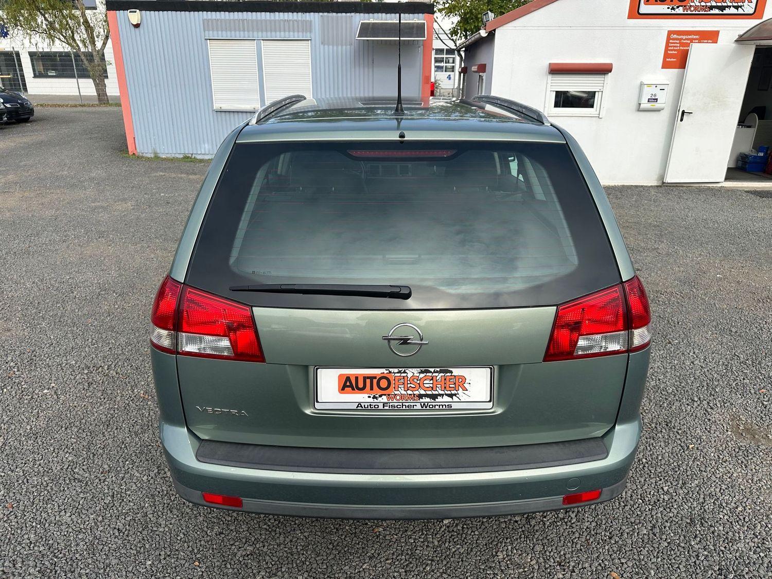 Opel Vectra 2004 — photo 8