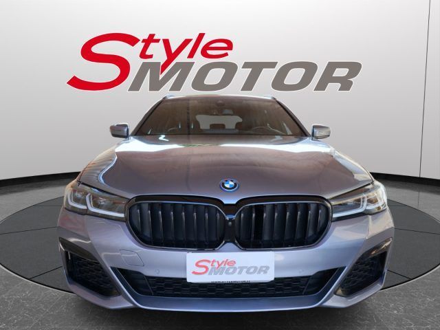 Image of BMW 530