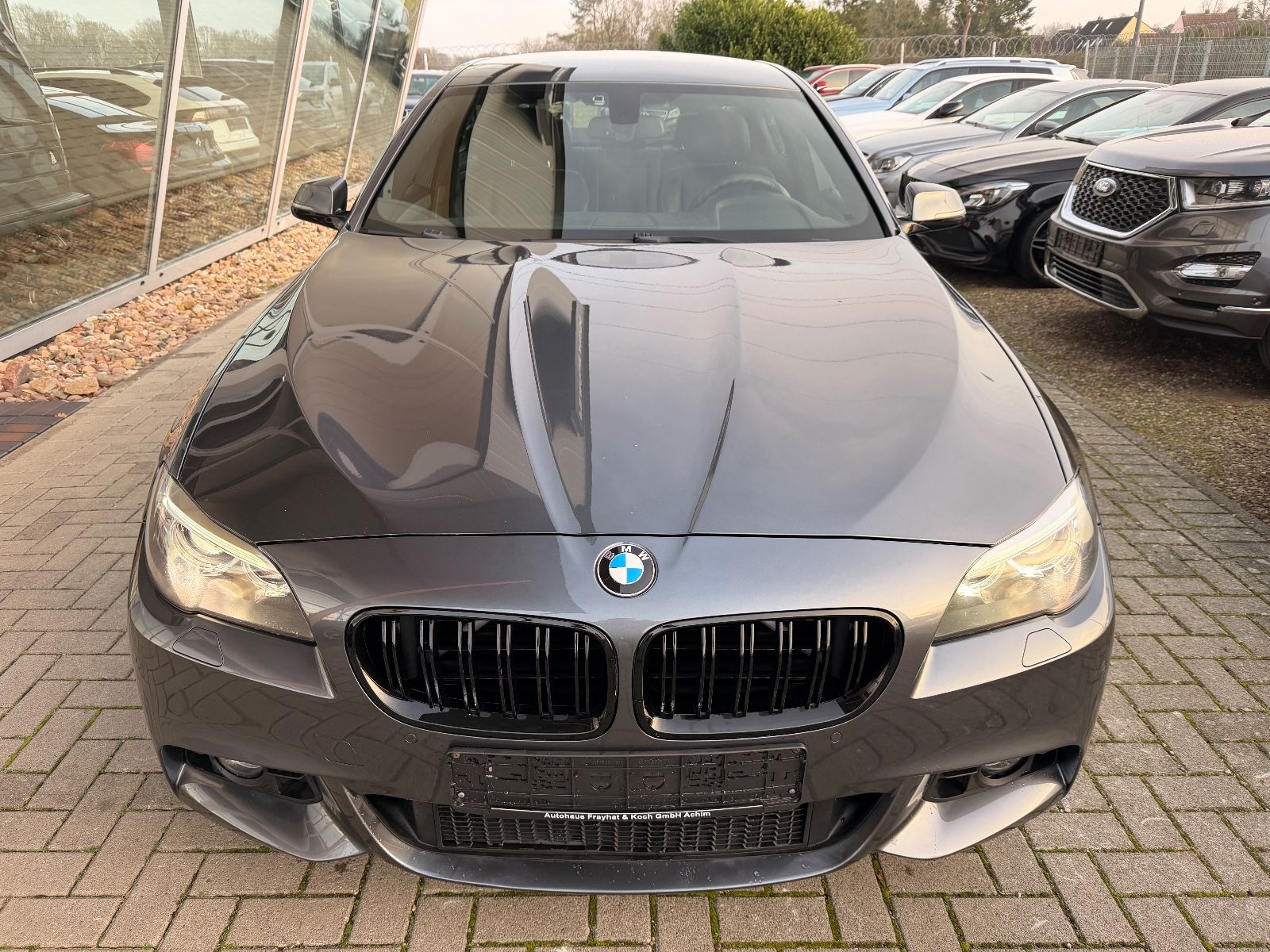 BMW 5 Lim. 518 d M-Paket Navi*PDC*Sitzhzg*Bi-Xenon
