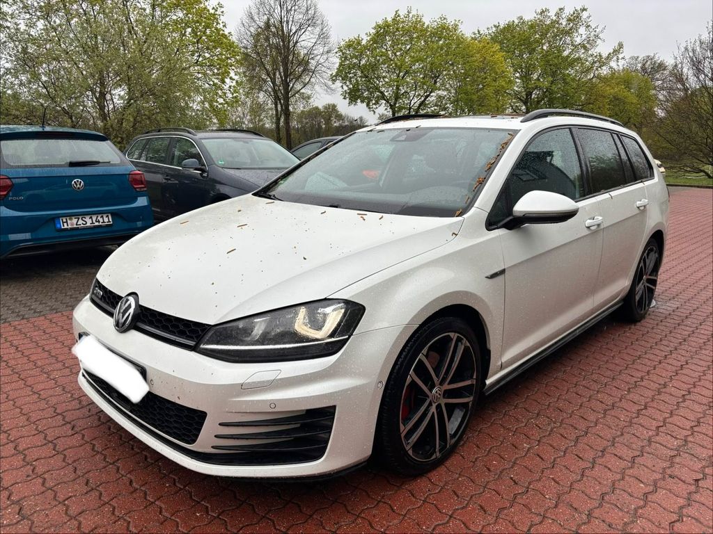 Image of Volkswagen Golf