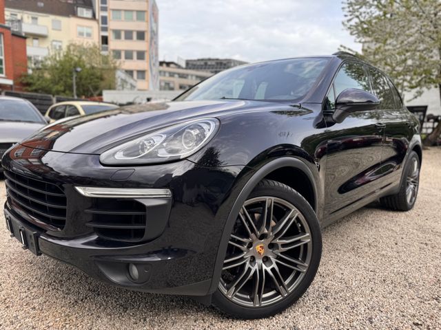 Porsche Cayenne 3.0D/LEDER/PANO/NAVI/SHZ/AHK/21"*S-HEFT*