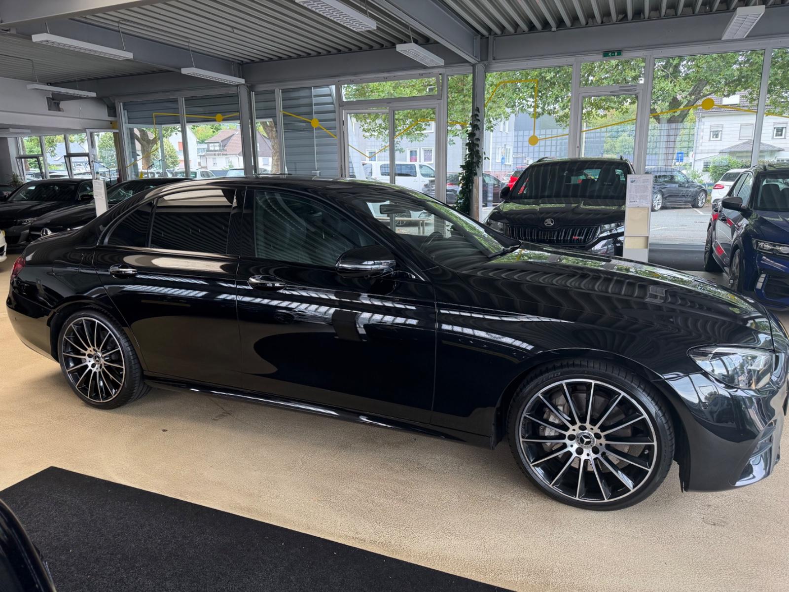 Mercedes-Benz E-Class 4Matic*AMG-Line*Burmester, миниатюра 2