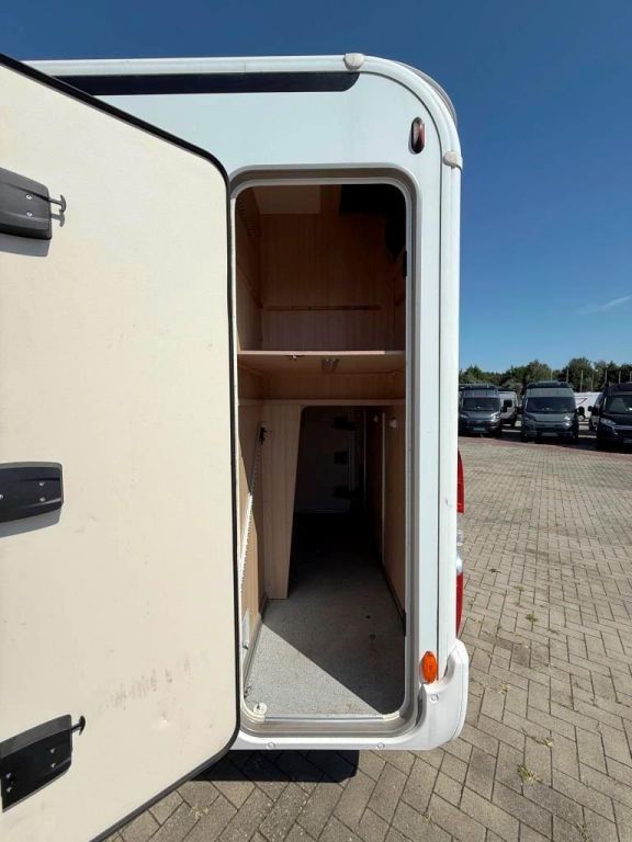 Fahrzeugabbildung Bürstner Ixeo IT 680 G HÄNDLER UND GEWERBE!