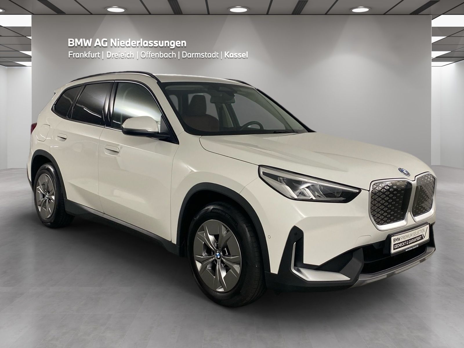 BMW iX1 eDrive20 Kamera Pano.Dach Sportsitze Alarm foto 2