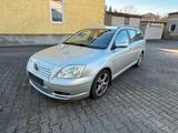 Toyota Avensis Kombi 1.8 Sol - Toyota Avensis aus 2003: Kombi