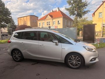 Opel Zafira - 3