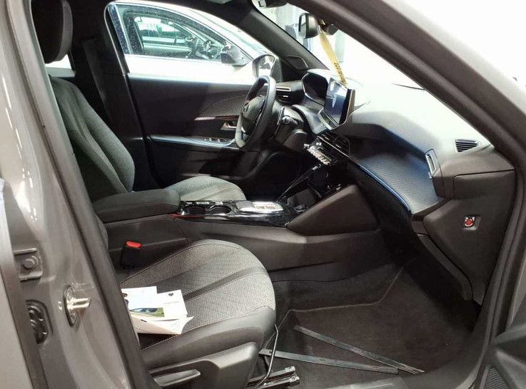 Peugeot 2008 - Bild 6