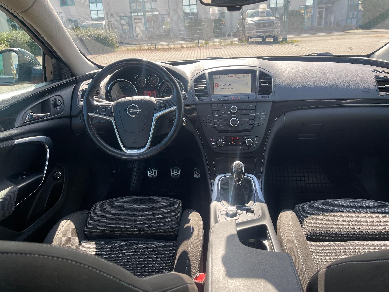 Opel Insignia 2013 — photo 6