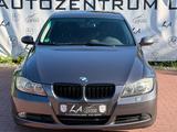 BMW 325i Limo XENON*KLIMA*PDC*AUTOMATIK*TÜV*SITZH - gebrauchte BMW 325 aus dem Jahr 2005