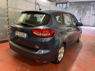 Ford C-Max - 6