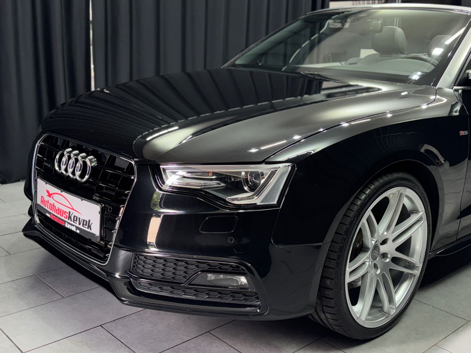 Fahrzeugabbildung Audi A5 Cabriolet 3.0 TDI quattro|3xS-LINE|S-TRONIC|