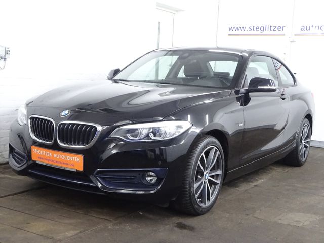 BMW 220i Coupe Sport Line Aut./Nav/LED/PDC/Tempo/SHZ