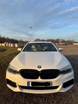 BMW 530d xDrive M-Paket Sehr Gute Ausst.Standheizung - BMW 530: 530d M Paket