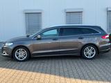 Ford Mondeo Turnier Titanium *GEPFLEGT* - Ford Mondeo Titanium mit Benzin-Antrieb
