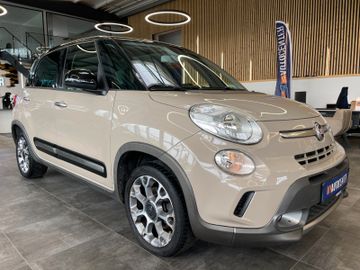 Fiat 500L Trekking *PANORAMAGLASDACH*NAVI*VOLLLEDER*