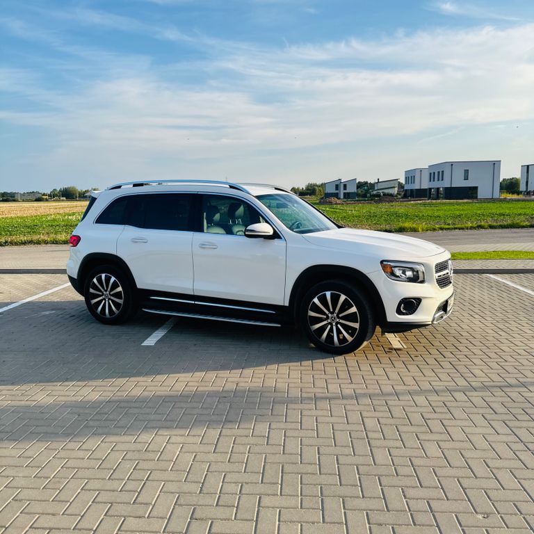 Mercedes-Benz GLB 250