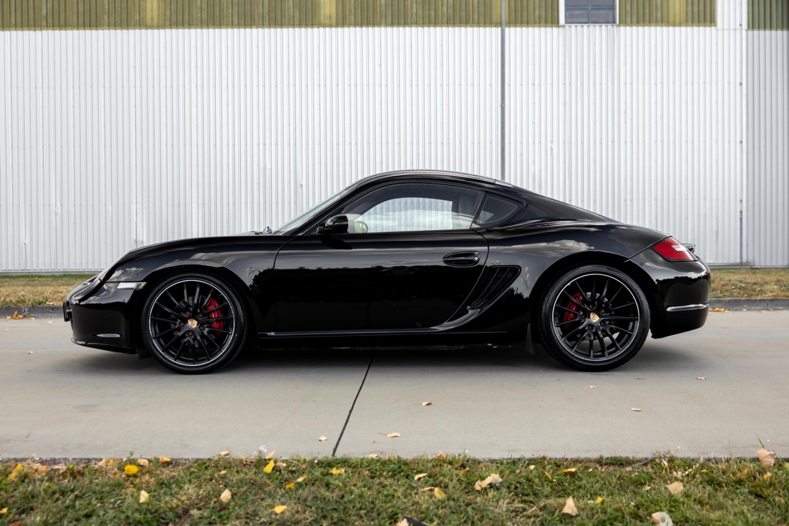 Porsche Cayman S Sport Edition 303ch - 2 ème main - Entretien complet - Révision complète - Pneus neufs - Volant alcantara
