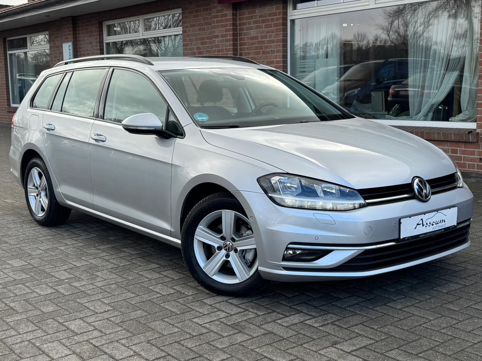 Volkswagen Golf VII Variant Comfortline/Kamera/Navi/PDC/SHZ