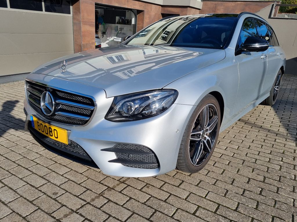 Image of Mercedes-Benz E 350