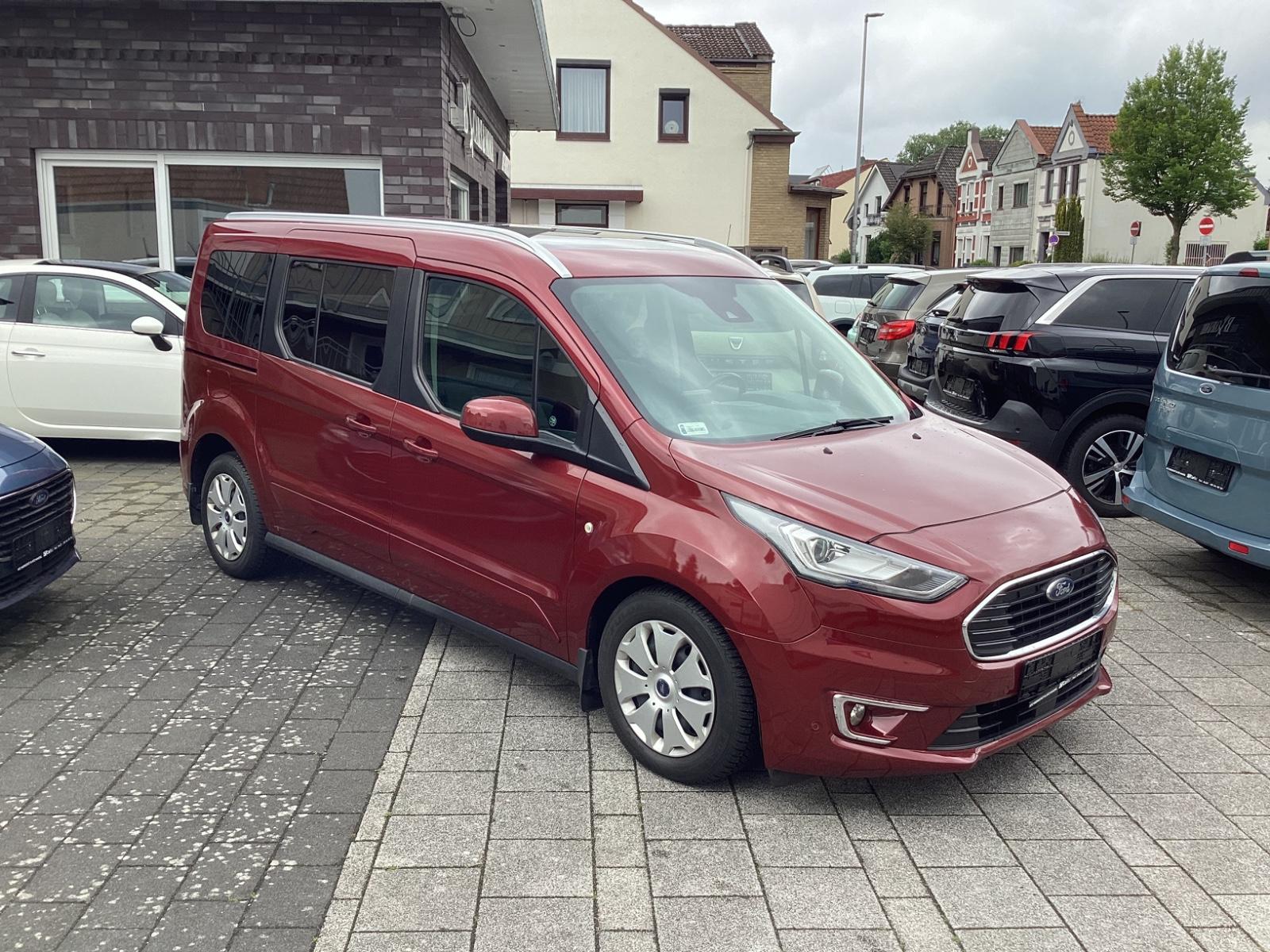 Ford Grand Tourneo Connect Titanium