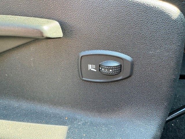 Fahrzeugabbildung Renault Megane III Grandtour BOSE Edition