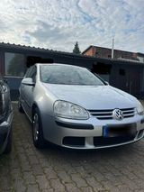 Volkswagen Golf 5 TOP! 148TKM 1.4FSI NUR 1 Vorbesitze... - Volkswagen Golf mit Benzin-Antrieb: Limousine, V Fsi