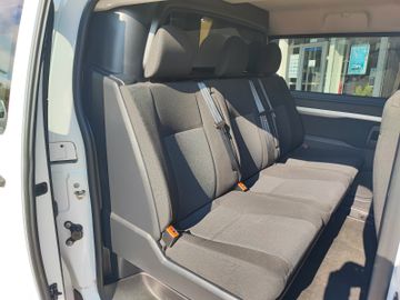 Bild 17 Opel Vivaro Cargo M DoKa 6-Sitzer Doppelkabine +NAVI