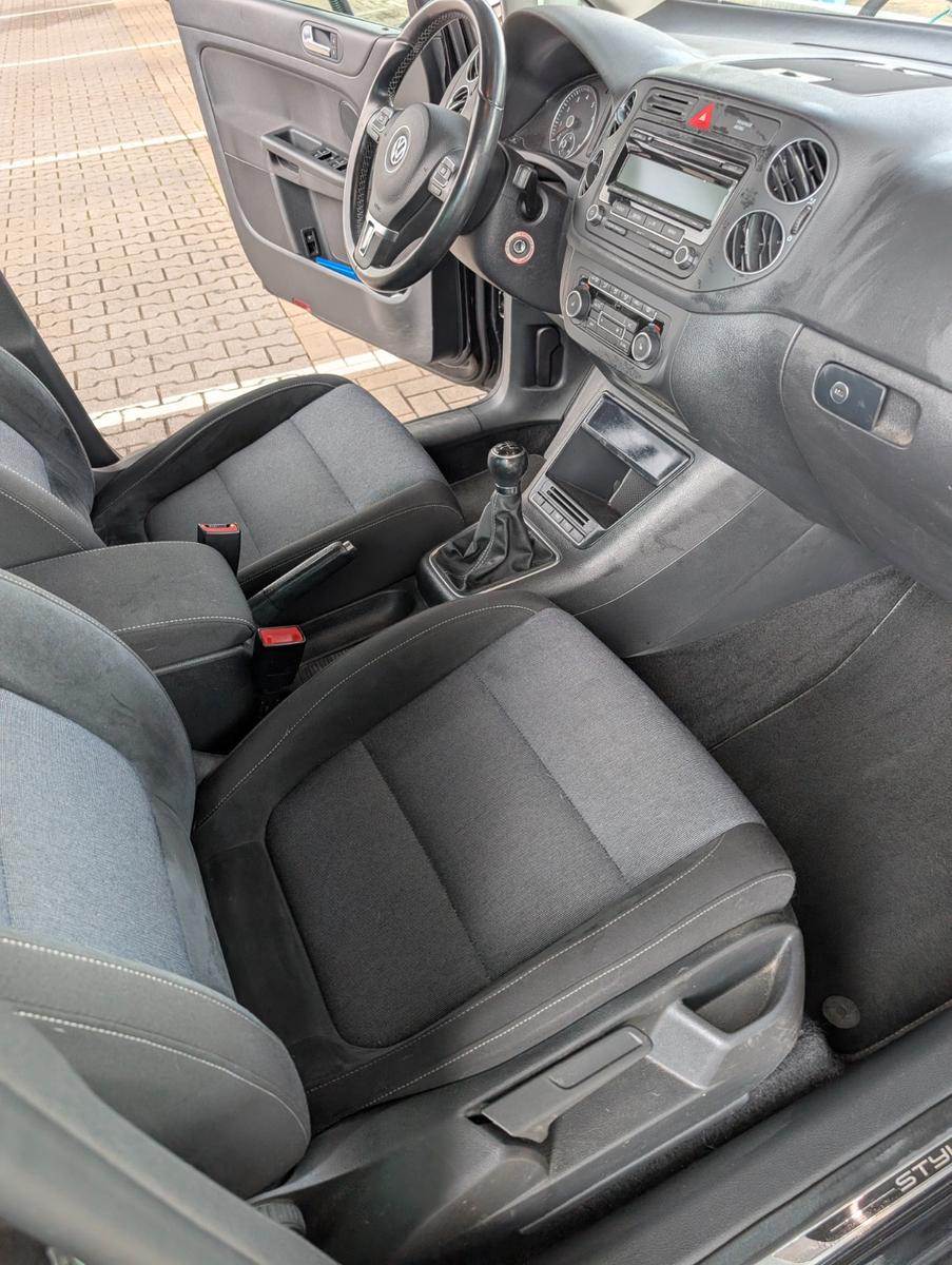 Volkswagen Golf Plus 2011 — photo 8
