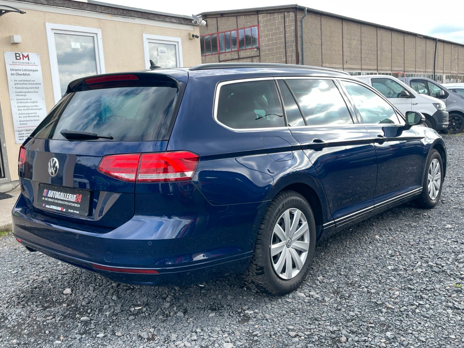 Fahrzeugabbildung Volkswagen Passat Variant 2.0 TDI Comfortline DSG Navi ACC