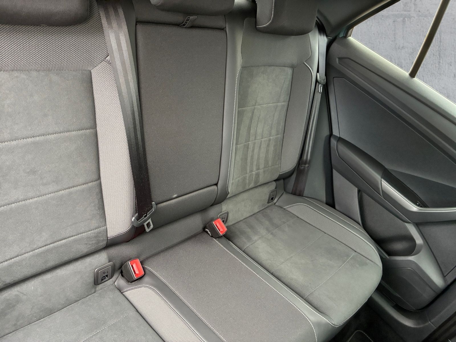 Volkswagen T-Roc - Bild 16