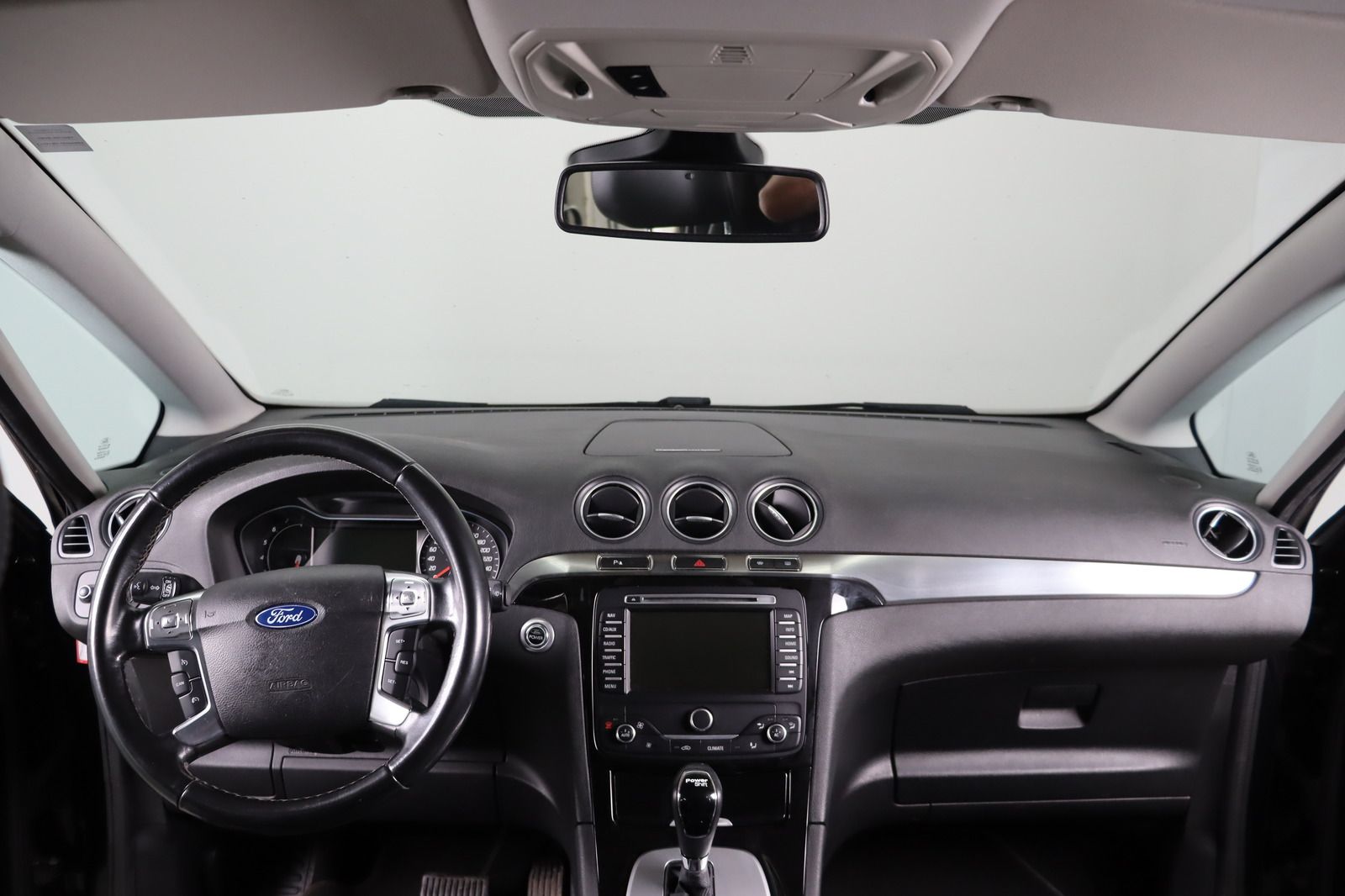 Fahrzeugabbildung Ford S-MAX 2.0 EcoBoost Titanium * RFK * 7-Sitzer