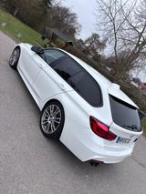 BMW 330d Touring M Sport Shadow Auto. M Sport Shadow - BMW 330 mit Diesel-Antrieb: Weiß, mit Navigationssystem, Kombi