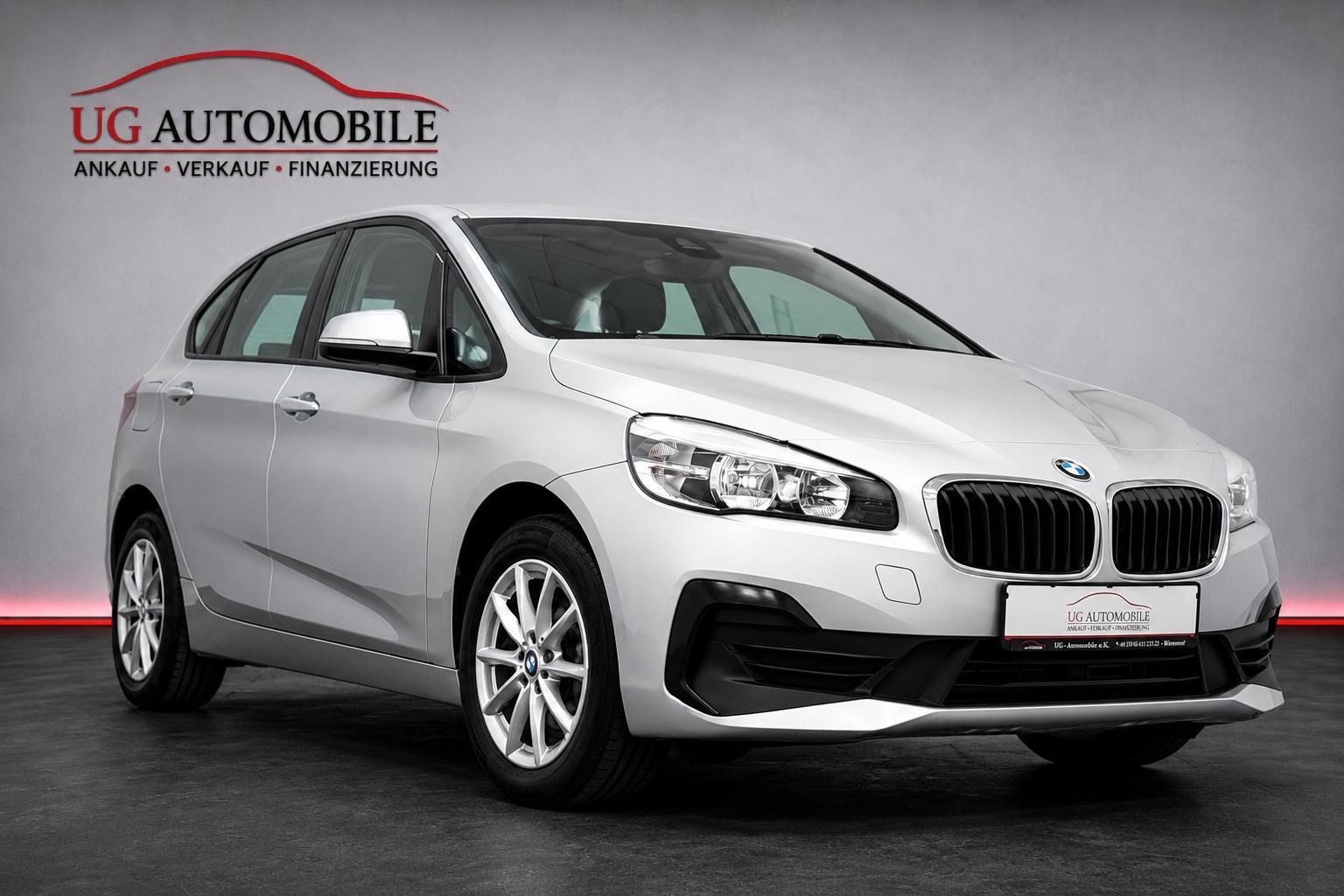 BMW 218 2 Active Tourer 218 i * AUT * R-KAM * 8xALU
